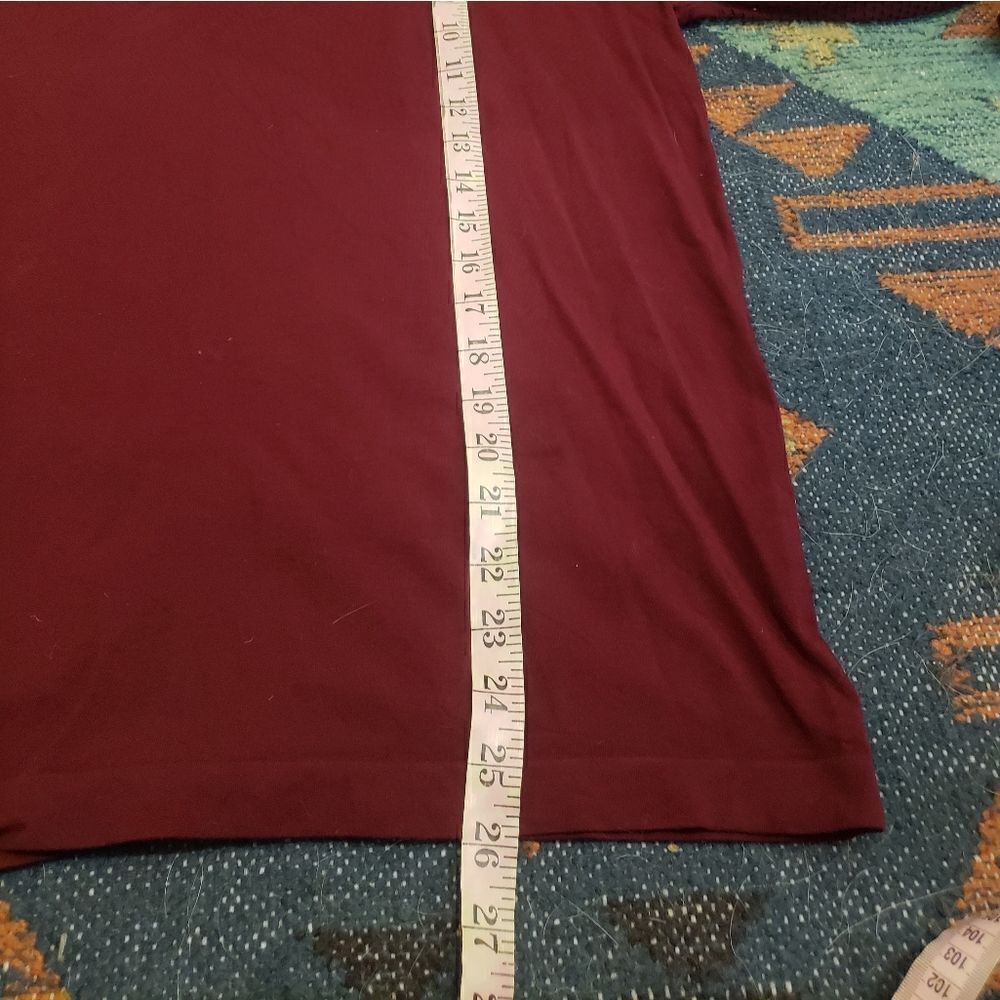 3 for $25 Fabletics Top - Picture 10 of 11